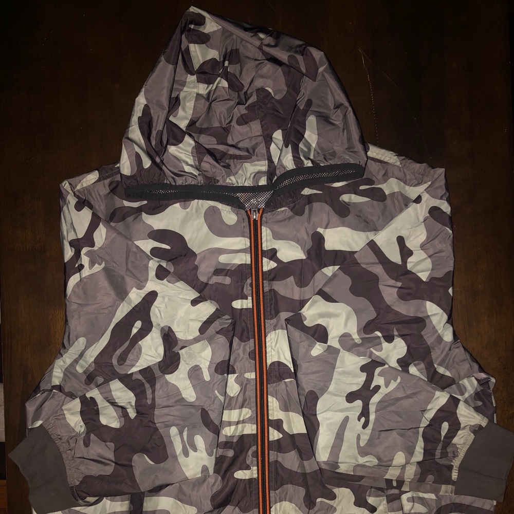 Camo Zip Windbreaker - Picture 2 of 4